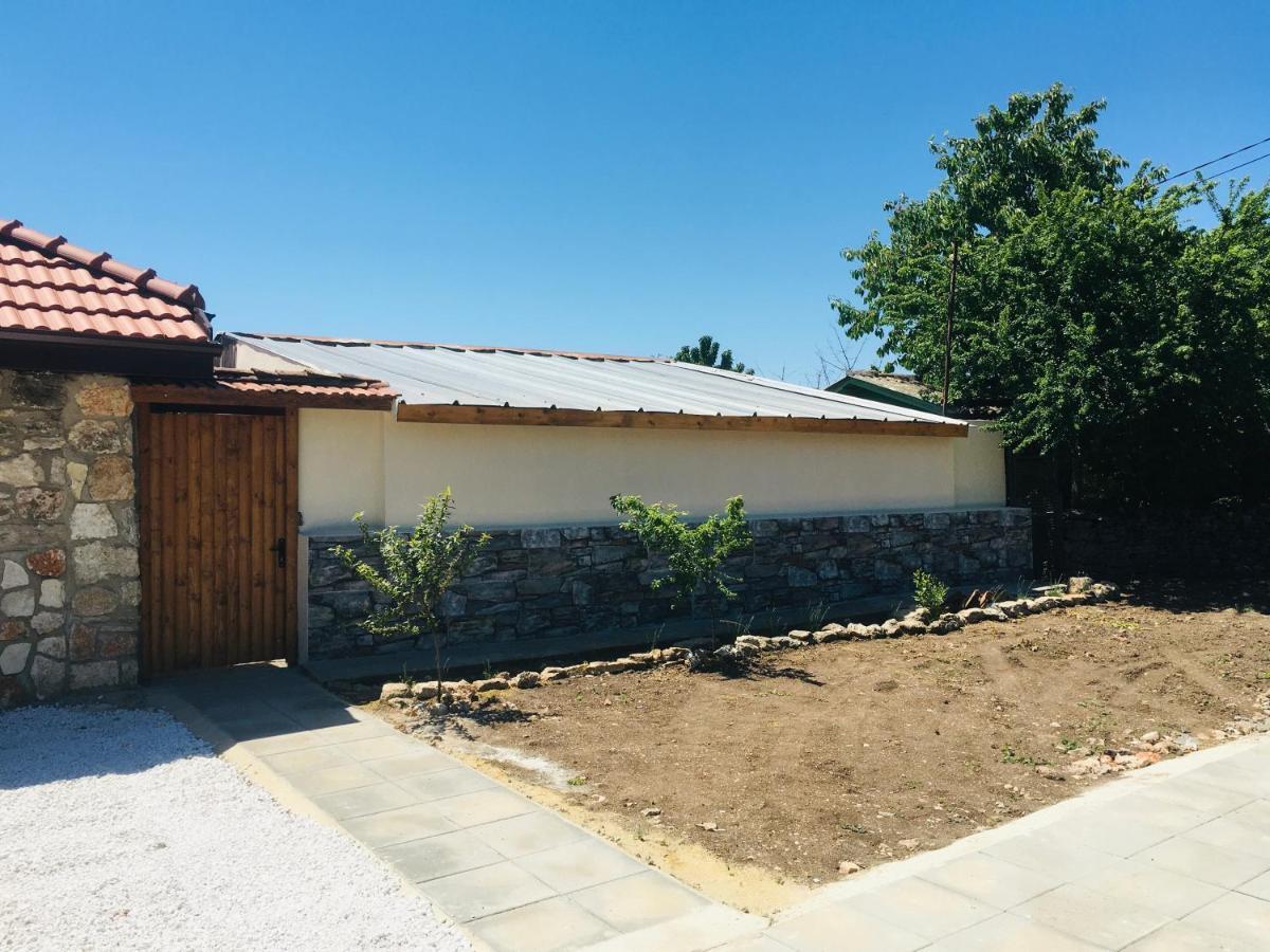 Бунгало- Bungalow Kavarna Eksteriør bilde